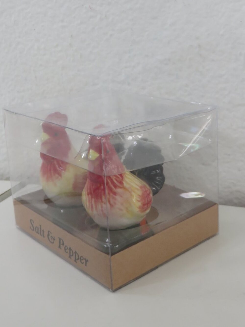 (#140) Ceramic Chicken Salt & Pepper Shakers
